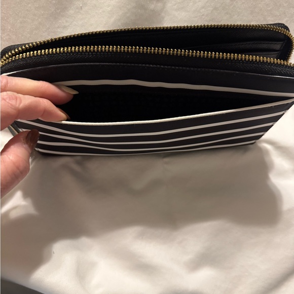 Kate Spade Black and White Striped Wallet/Clutch - Picture 13 of 16